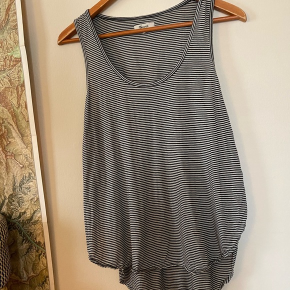 SOLD - Picture 4 of 11